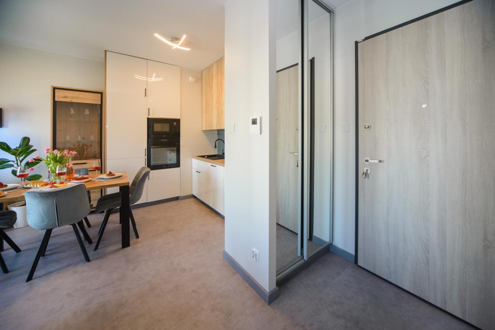 Maya'S Flats & Resorts 104 - Letnica Apartment 格但斯克 外观 照片