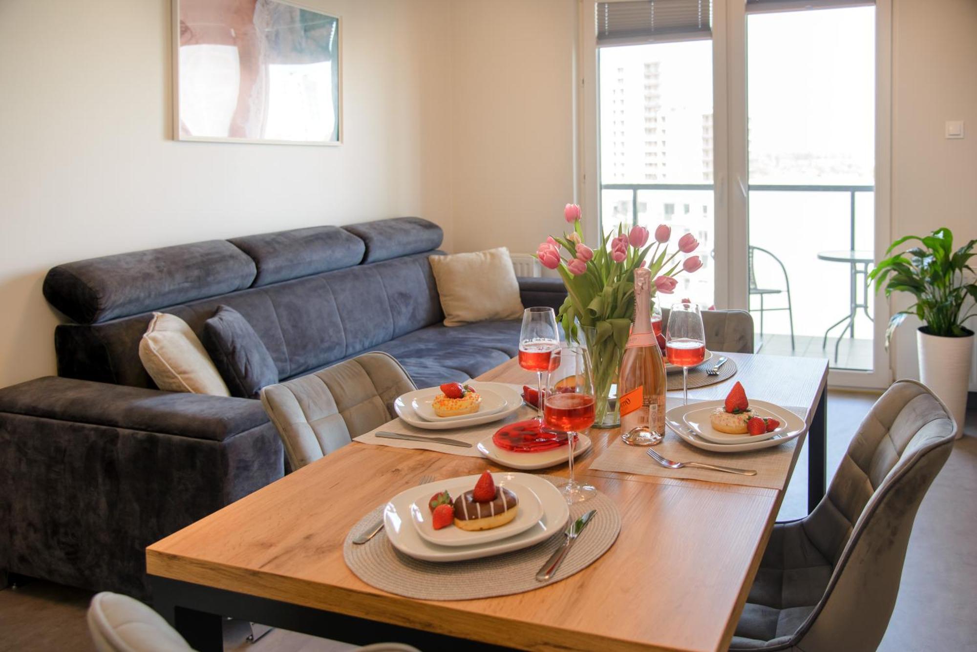 Maya'S Flats & Resorts 104 - Letnica Apartment 格但斯克 外观 照片